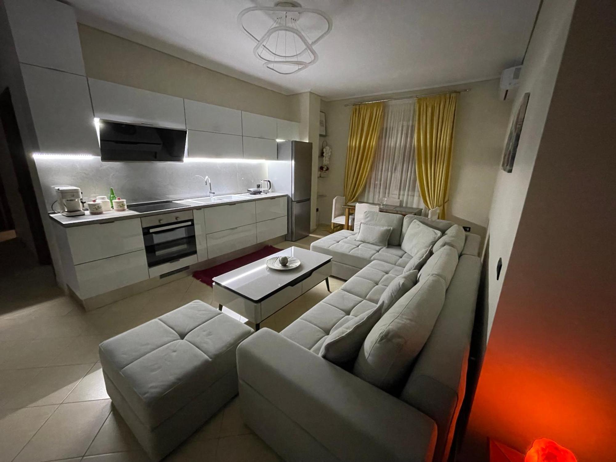 Flora Appartement *